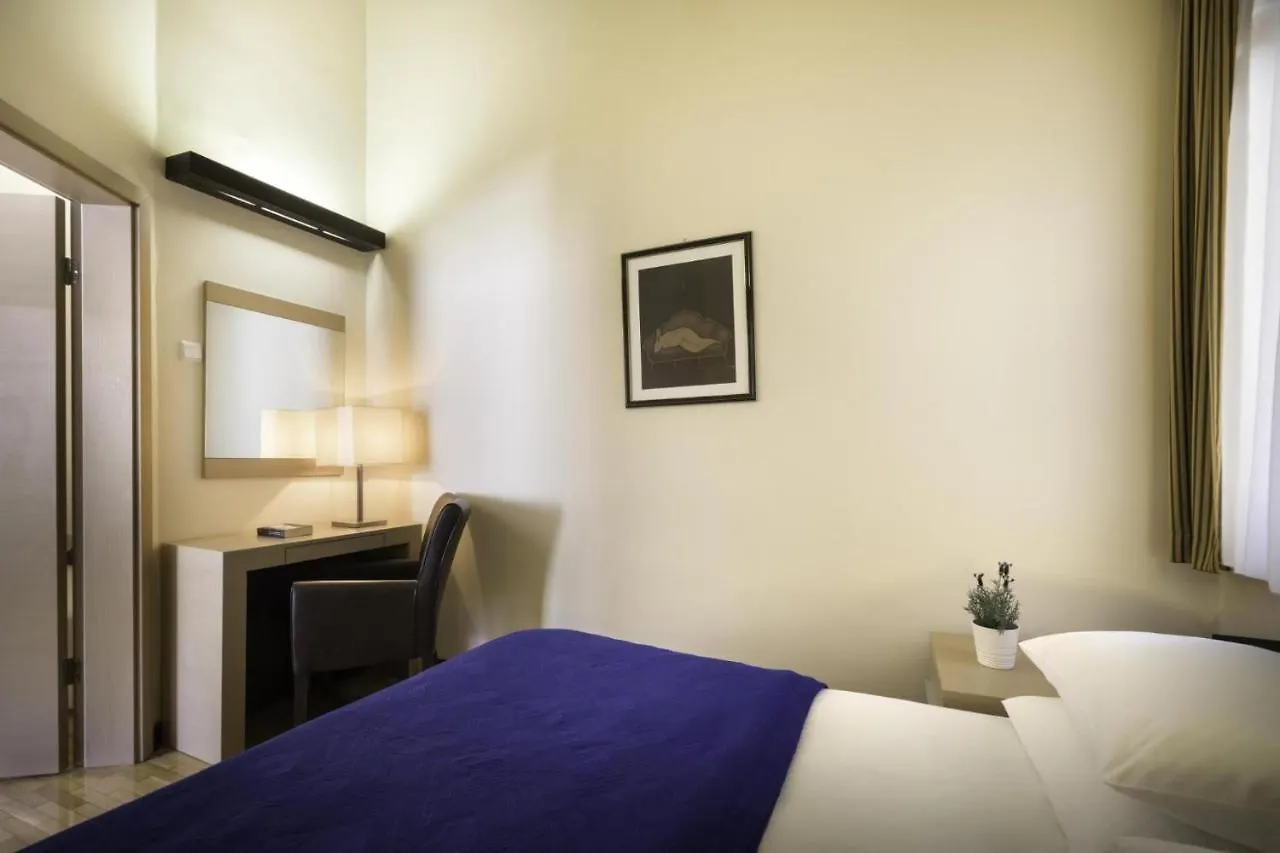 Apartment Aci Marina Cres